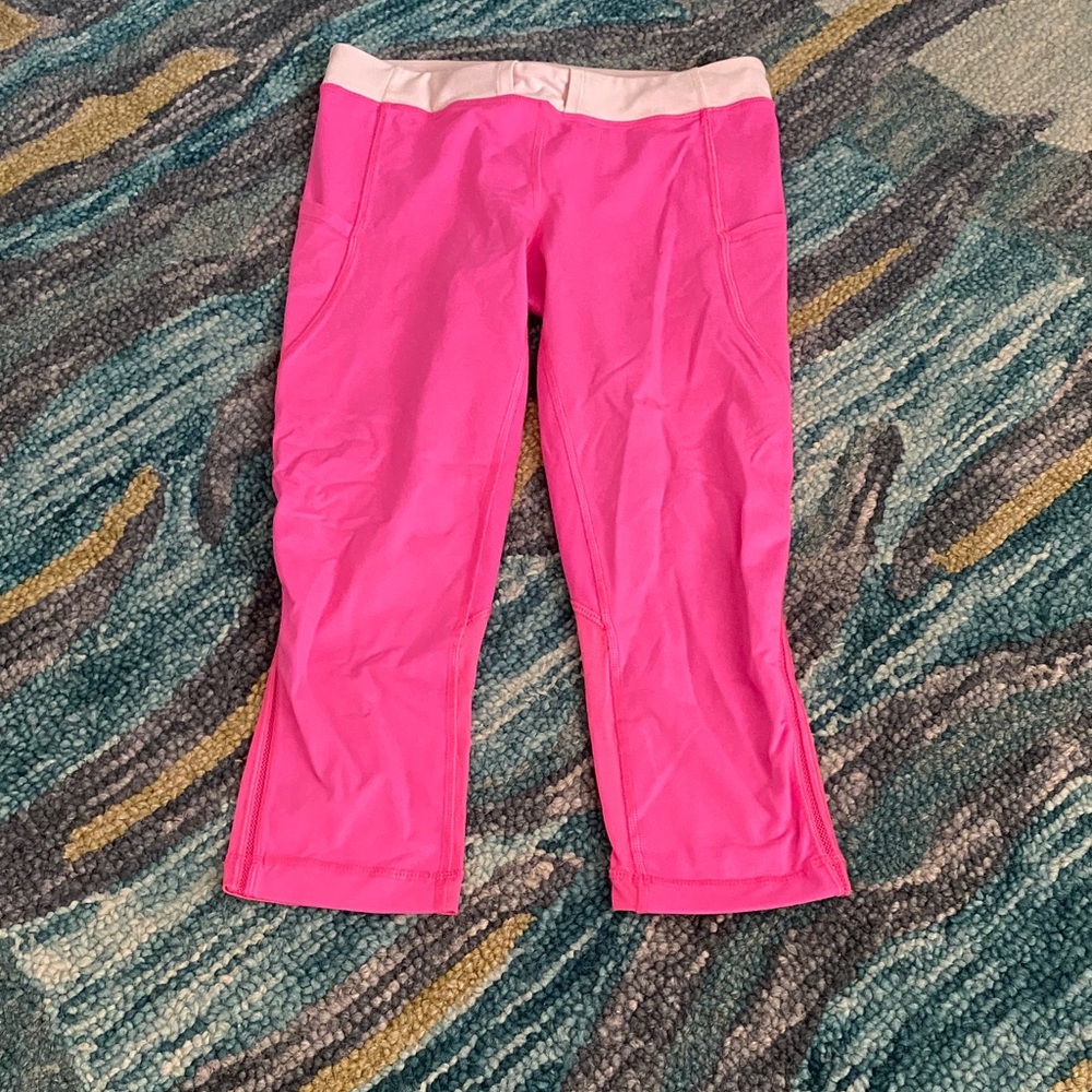 Lululemon Beach Runner Crop
Pinkalicious Pink 4